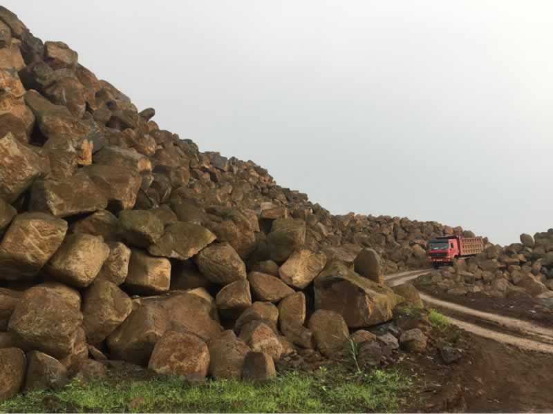 pukalava stone quarry